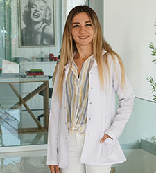 dentist-ozge-can